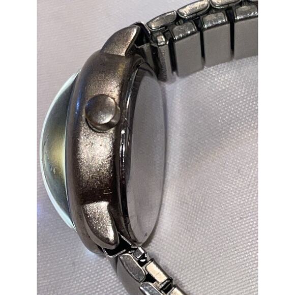 Ladies Jean Paul Crystal Blue Dial Adjustable Expansion Band Watch Needs New Bat - Picture 4 of 7